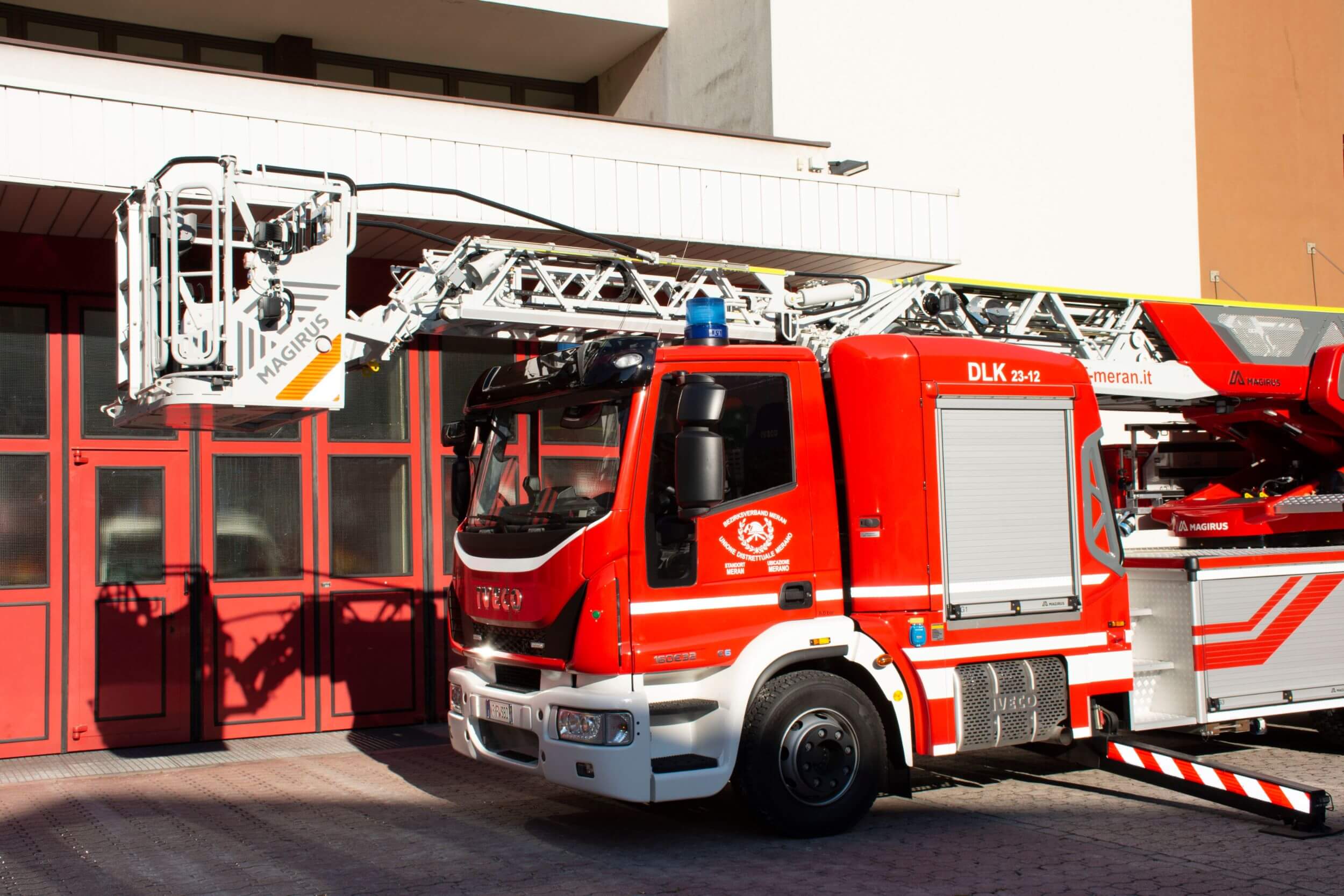 Cogo 4175 Veicolo Antincendio Con Scala, Blocchi Da Costruzione, 414 Pezzi - Per Bambini Dai 6 Anni, Sviluppa Creatività E Manualità